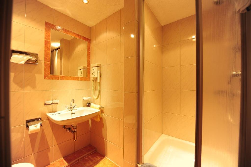 Hotel Toni Galtur Ruang foto